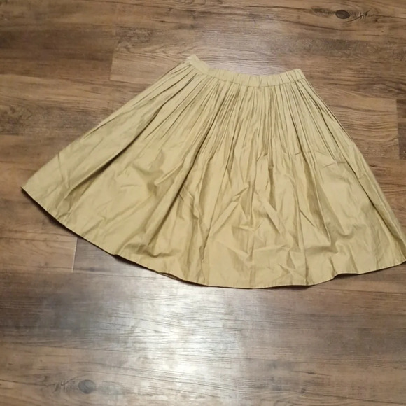 NU New York Khaki Pleated A Line Skirt ZZZ - Picture 2 of 7